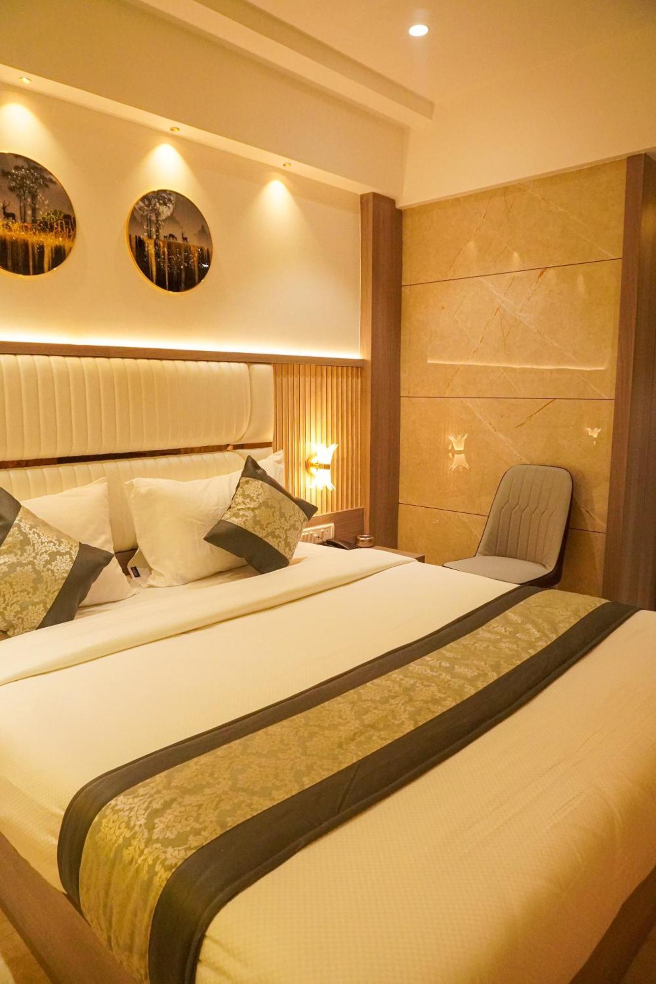 Hotel Spencer-Navi Mumbai Exterior photo